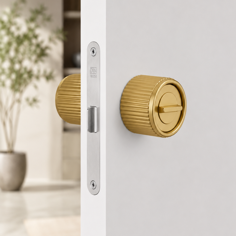 Türknauf, goldener Knauf, Privathebel, metallische Beschläge, Türgriff